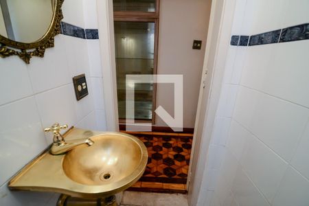 Apartamento para alugar com 150m², 3 quartos e 1 vagaLavabo