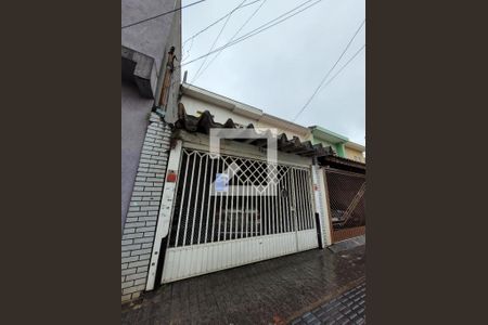 Casa à venda com 240m², 3 quartos e 2 vagasEntrada