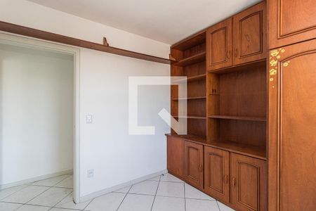 Quarto 2 de apartamento para alugar com 2 quartos, 64m² em Santana, Porto Alegre