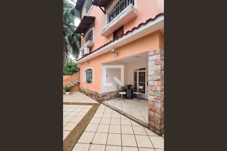 Casa para alugar com 180m², 3 quartos e 1 vagaEntrada