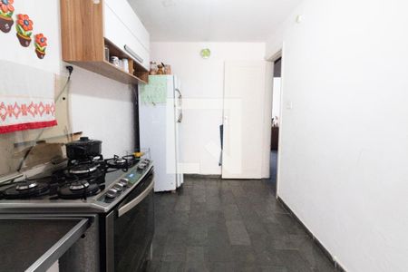 Casa à venda com 180m², 2 quartos e 1 vaga Casa à venda com 180m², 2 quartos e 1 vagaCozinha