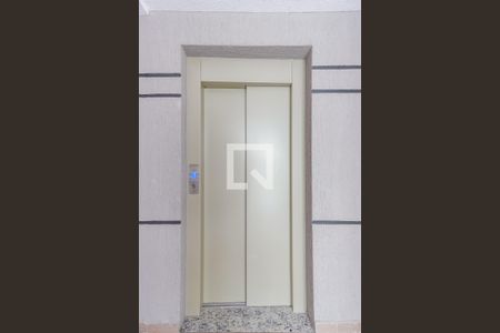 Apartamento à venda com 43m², 2 quartos e 1 vagaÁrea Comum - Elevador