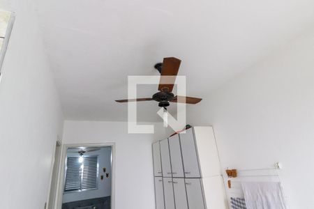 Detalhe da sala de kitnet/studio para alugar com 0 quarto, 30m² em Guilhermina, Praia Grande