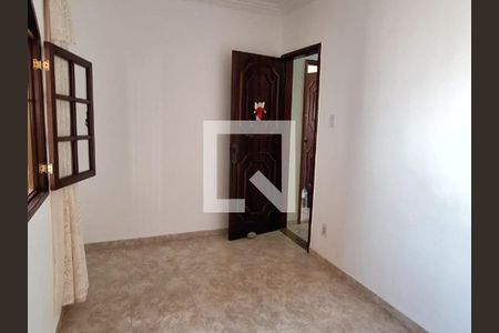 Quarto 3 de casa para alugar com 3 quartos, 100m² em Centro, Duque de Caxias