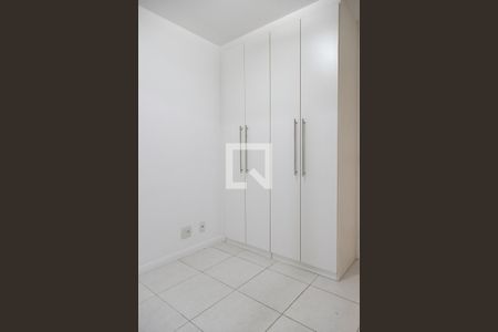 Quarto de apartamento para alugar com 2 quartos, 74m² em Recreio dos Bandeirantes, Rio de Janeiro