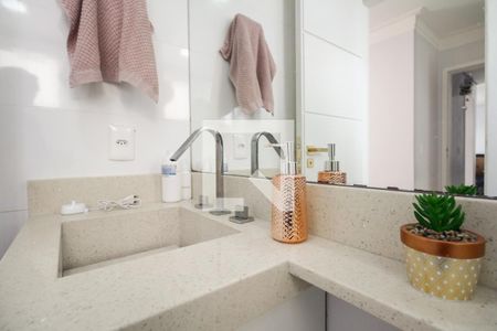 Apartamento à venda com 60m², 2 quartos e 2 vagasBanheiro Suíte 