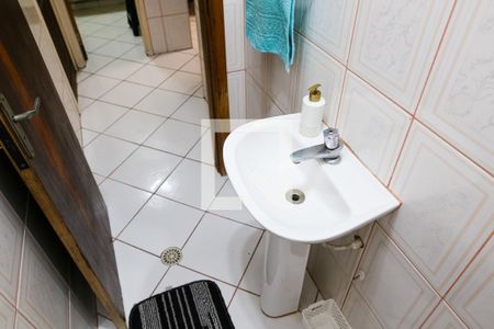 Casa à venda com 206m², 4 quartos e 2 vagas Casa à venda com 206m², 4 quartos e 2 vagasLavabo