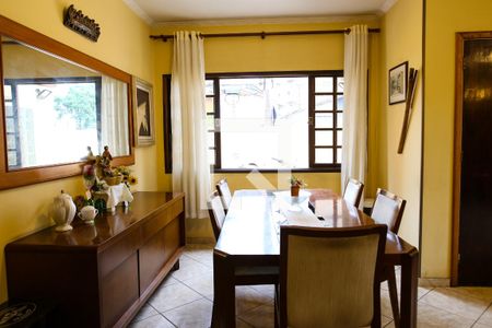 Sala de casa à venda com 4 quartos, 206m² em Vila Alpina, Santo André