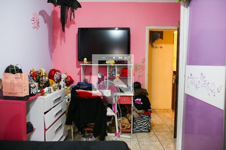 Casa à venda com 206m², 4 quartos e 2 vagas Casa à venda com 206m², 4 quartos e 2 vagasQuarto 3