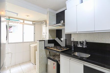 Apartamento à venda com 48m², 2 quartos e 1 vagaCozinha e Área de Serviço