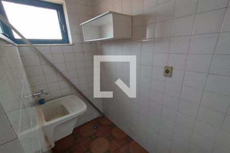 Apartamento para alugar com 42m², 1 quarto e 1 vagaÁrea de Serviços