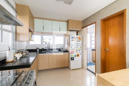 Casa à venda com 189m², 3 quartos e 2 vagas Casa à venda com 189m², 3 quartos e 2 vagasCozinha