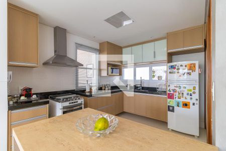 Casa à venda com 189m², 3 quartos e 2 vagas Casa à venda com 189m², 3 quartos e 2 vagasCozinha