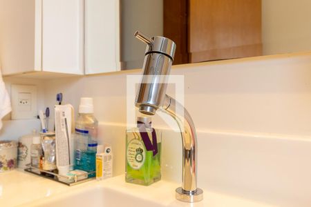 Casa à venda com 189m², 3 quartos e 2 vagas Casa à venda com 189m², 3 quartos e 2 vagasBanheiro da suíte 1