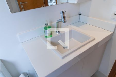 Casa à venda com 189m², 3 quartos e 2 vagas Casa à venda com 189m², 3 quartos e 2 vagasBanheiro da suíte 3