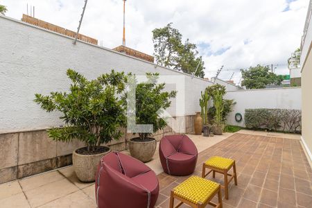 Casa à venda com 189m², 3 quartos e 2 vagas Casa à venda com 189m², 3 quartos e 2 vagasQuintal