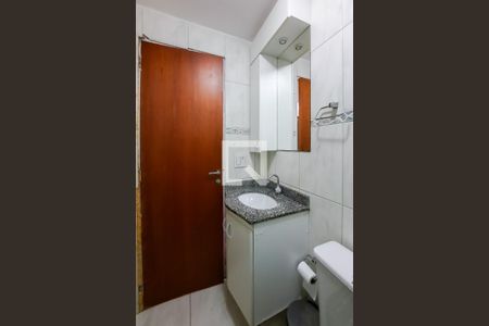Apartamento à venda com 54m², 2 quartos e 1 vaga Apartamento à venda com 54m², 2 quartos e 1 vagaBanheiro