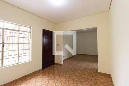 Sala de casa para alugar com 3 quartos, 200m² em Vila Gustavo, São Paulo