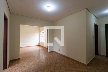 Sala de casa para alugar com 3 quartos, 200m² em Vila Gustavo, São Paulo