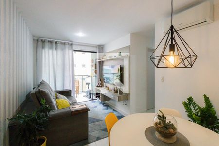Sala de apartamento para alugar com 3 quartos, 93m² em Pechincha, Rio de Janeiro
