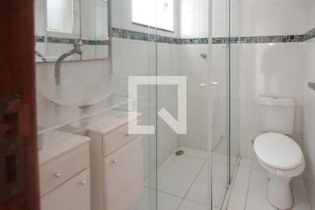 Casa para alugar com 128m², 3 quartos e 2 vagas Casa para alugar com 128m², 3 quartos e 2 vagasBanheiro da Suíte