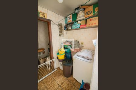 Casa à venda com 225m², 3 quartos e 2 vagasLavanderia