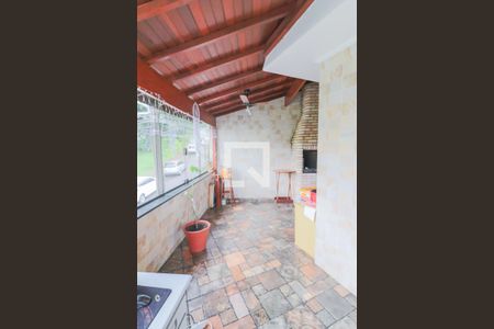 Casa à venda com 225m², 3 quartos e 2 vagasVaranda Gourmet