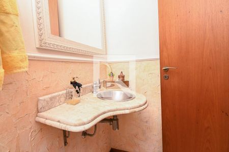 Casa à venda com 278m², 5 quartos e 4 vagaslavabo