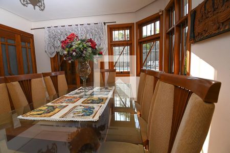 Casa à venda com 278m², 5 quartos e 4 vagassala de jantar