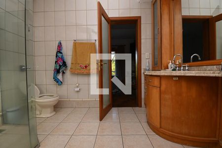 Casa à venda com 278m², 5 quartos e 4 vagasbanheiro-closet