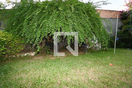 Casa à venda com 278m², 5 quartos e 4 vagaspátio