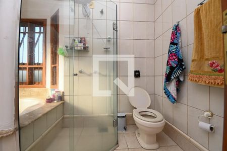 Casa à venda com 278m², 5 quartos e 4 vagasbanheiro-closet