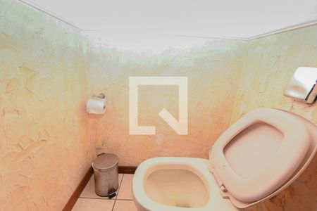 Casa à venda com 278m², 5 quartos e 4 vagaslavabo