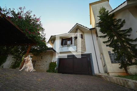 Casa à venda com 278m², 5 quartos e 4 vagaspátio - frente