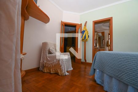 Casa à venda com 278m², 5 quartos e 4 vagascloset
