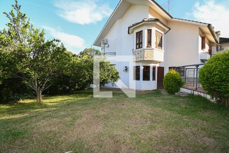 Casa à venda com 278m², 5 quartos e 4 vagaspátio-lateral