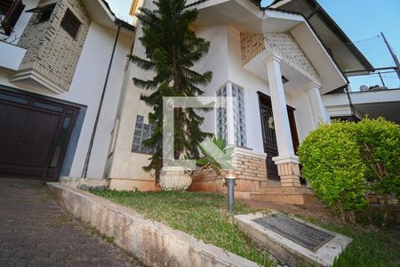 Casa à venda com 278m², 5 quartos e 4 vagaspátio - frente