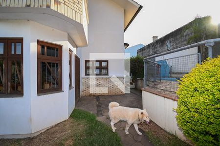 Casa à venda com 278m², 5 quartos e 4 vagaspátio - fundos