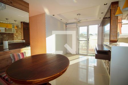 Sala de apartamento para alugar com 2 quartos, 48m² em São Cristóvão, Rio de Janeiro