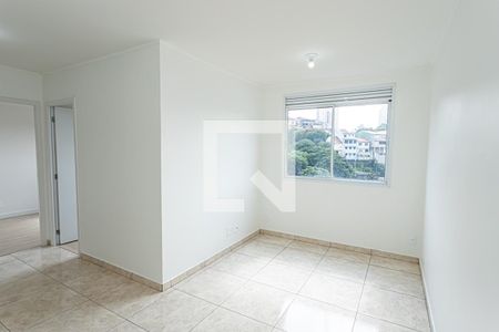 Sala, cozinha e área de serviço de apartamento à venda com 2 quartos, 38m² em Vila Pirituba, São Paulo