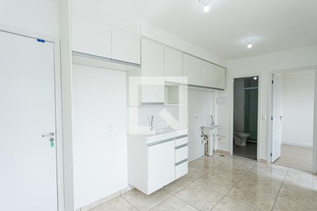 Sala, cozinha e área de serviço de apartamento à venda com 2 quartos, 38m² em Vila Pirituba, São Paulo