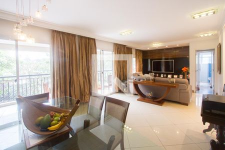 Sala de apartamento para alugar com 3 quartos, 155m² em Santo Amaro, São Paulo