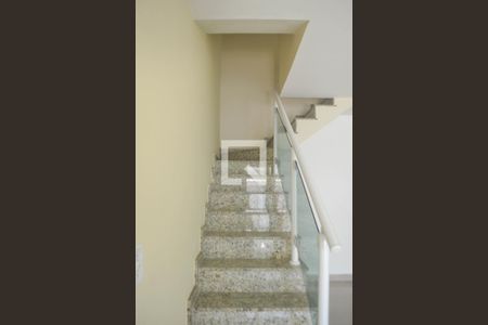 sala de casa para alugar com 3 quartos, 84m² em Luz, Nova Iguaçu