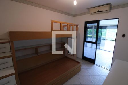 Apartamento à venda com 172m², 4 quartos e 2 vagasQuarto 2