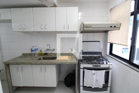 Apartamento à venda com 172m², 4 quartos e 2 vagasCozinha