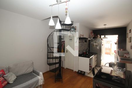 Sala de casa de condomínio à venda com 2 quartos, 86m² em Cavalhada, Porto Alegre