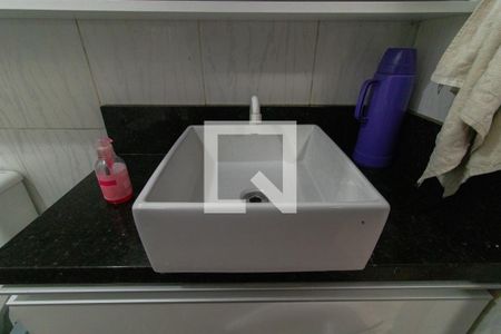 Casa à venda com 98m², 3 quartos e 1 vagaBanheiro Corredor