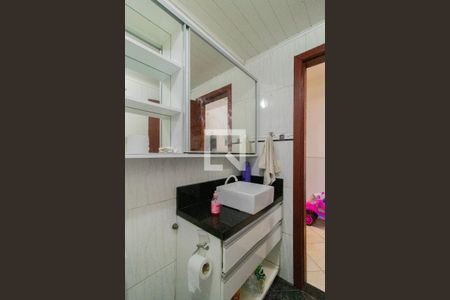 Casa à venda com 98m², 3 quartos e 1 vagaBanheiro Corredor