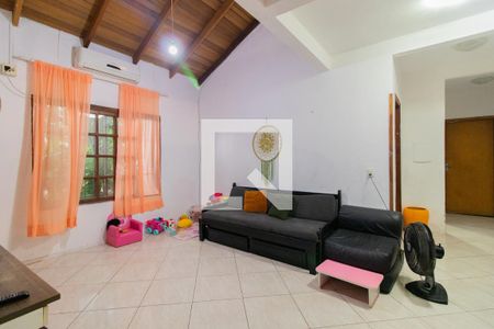Sala de casa à venda com 3 quartos, 98m² em Campo Novo, Porto Alegre