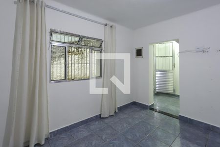 Sala de casa à venda com 2 quartos, 60m² em Vila Mangalot, São Paulo